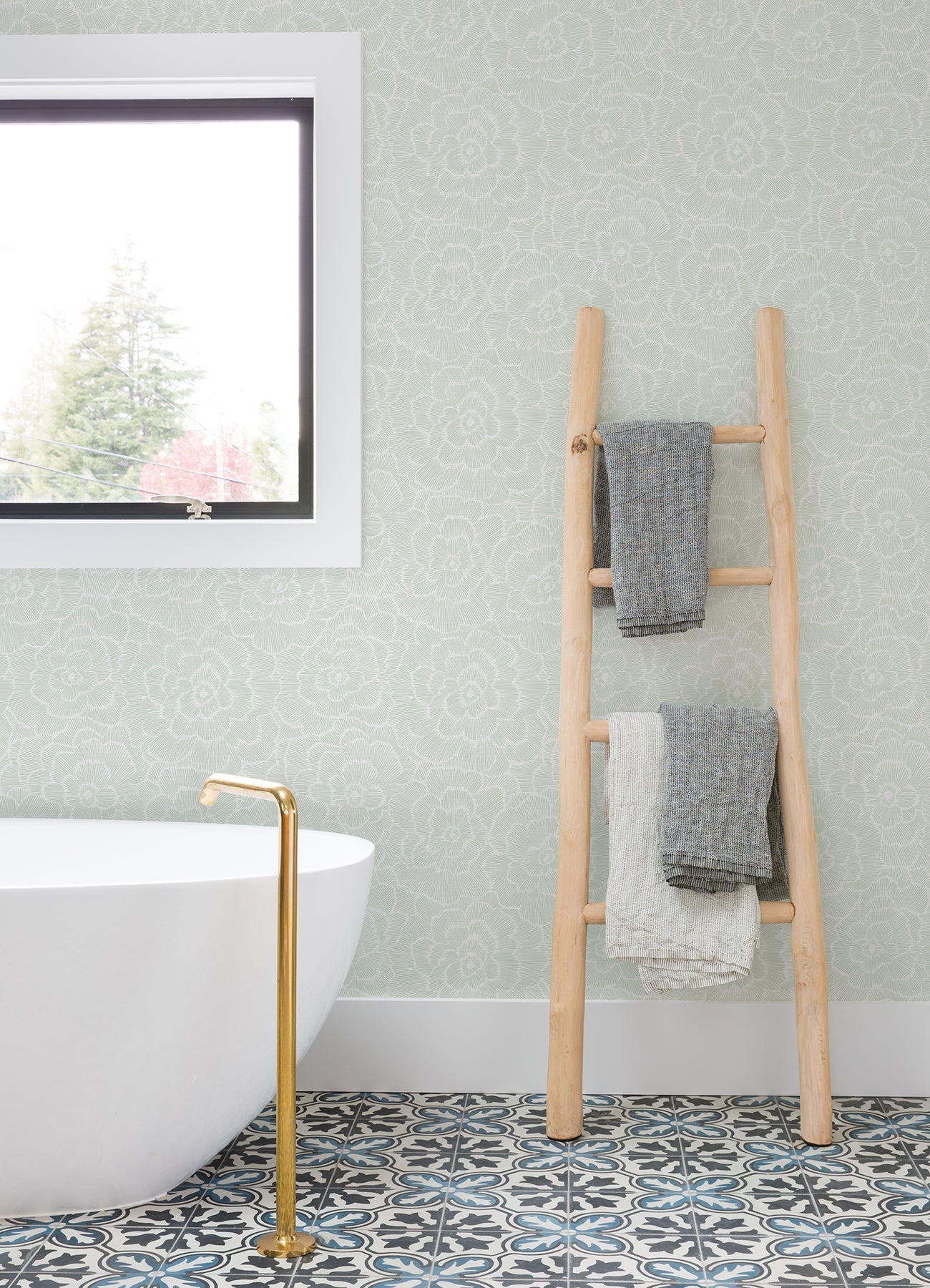 Periwinkle Blue Textured Floral Wallpaper (Light Green)