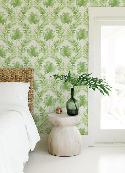 Calla Green Painted Palm Wallpaper (Green)