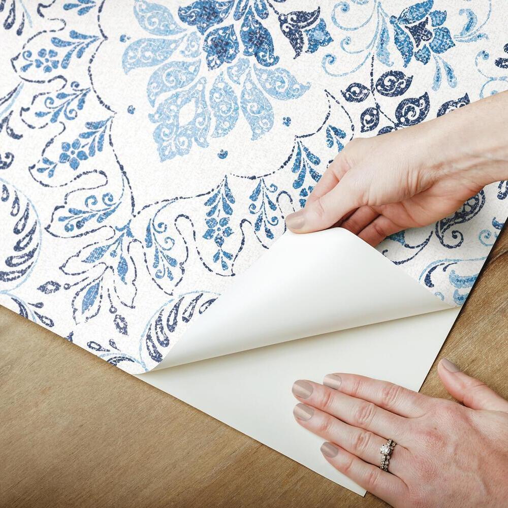 Persian Damask Peel and Stick Wallpaper (Blue)