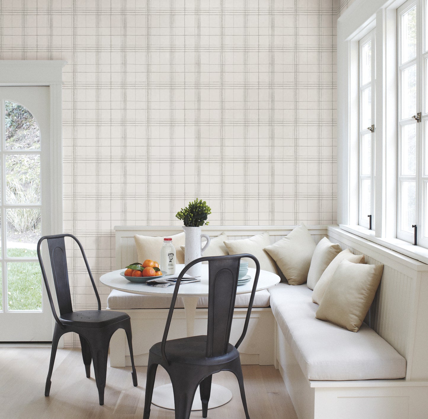 Farmhouse Plaid Wallpaper- Linen/White